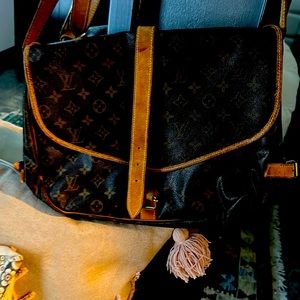 Authentic vintage vintage, Louis Vuitton, Crossbody bicycle bag